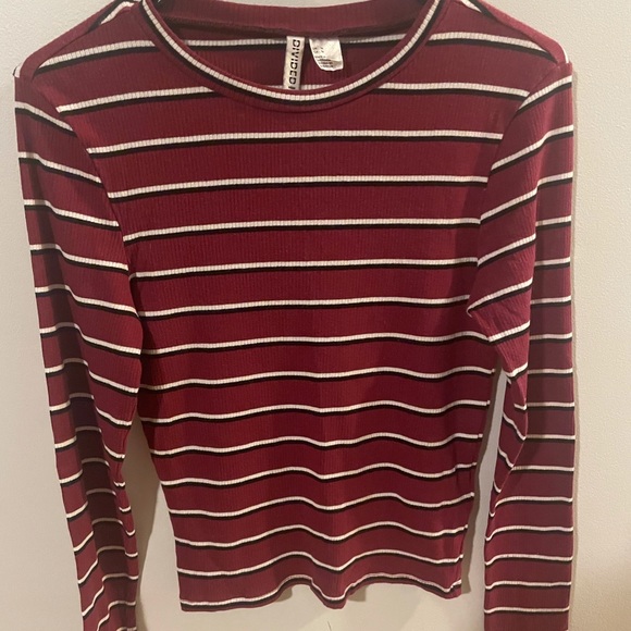 Black and burgundy stripped crop top size M - Picture 1 of 3